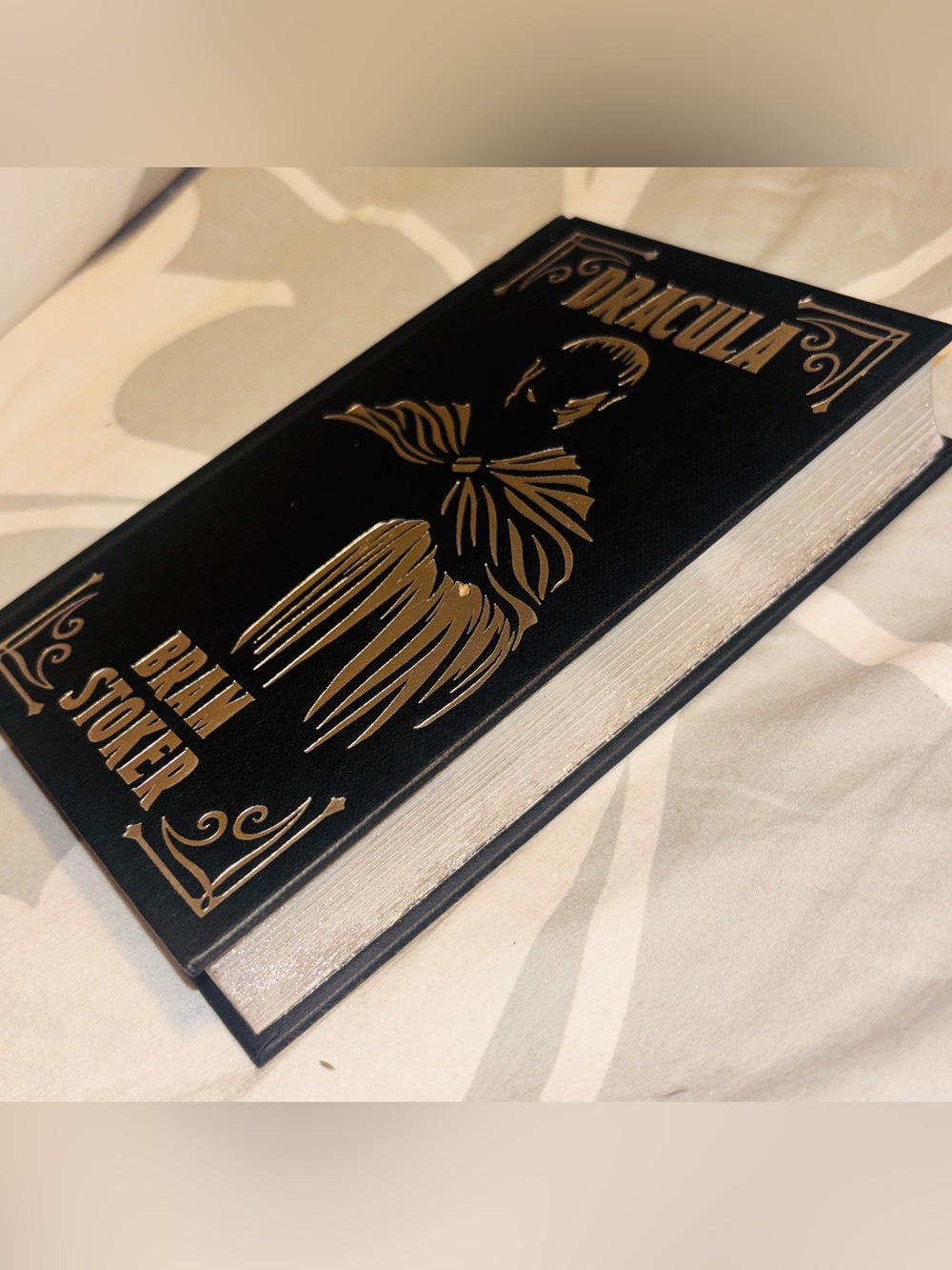 Brand New Dracula — Arcturus Hardcover — Gothic Black & Silver Edition - Picture 4 of 6